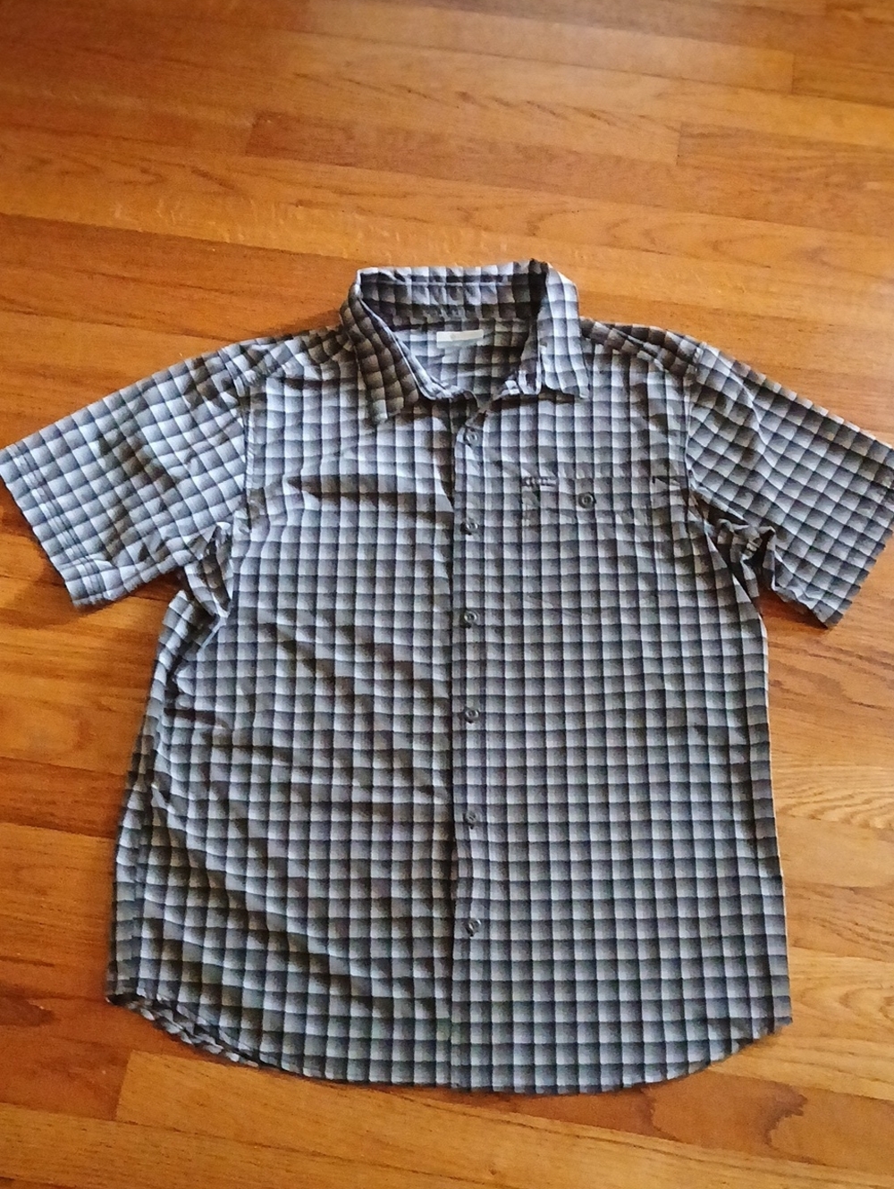 Columbia Men's Short-Sleeve Gray Plaid Button-Down Shirt Stretch Fabric ■ Size L